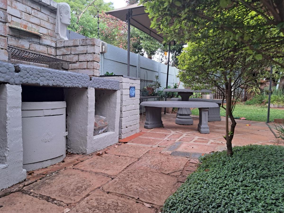 Lavender And Lace Guest Flat * Pretoria-Noord